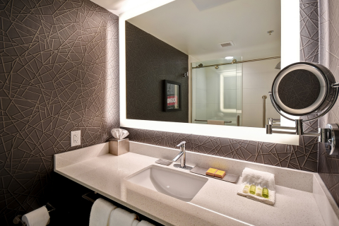 DoubleTree by Hilton | Deadwood Hotels | Cadillac Jack's Gaming Resort